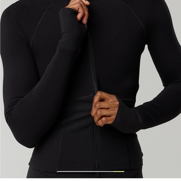 NWT OFFLINE By Aerie Real Me Long Sleeve Mock Neck Full Zip - Picture 6 of 9